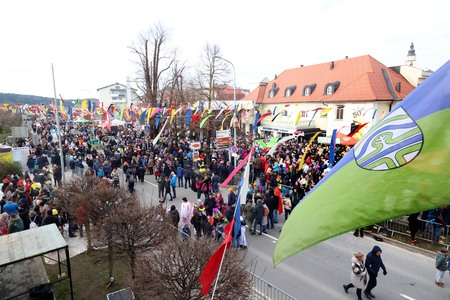 ZLATA POROKA PUSTNI KARNEVAL 99H FOTO LJUBO VUKELIČ